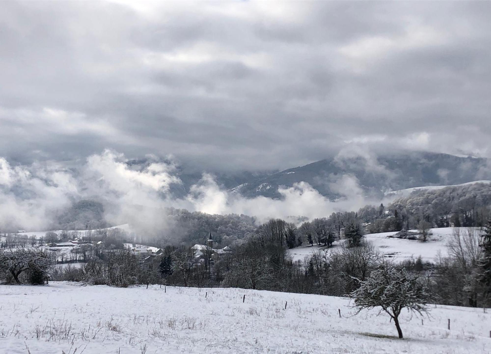 Fenetre Sur Les Pyrenees Hotell Soulan  Exteriör bild